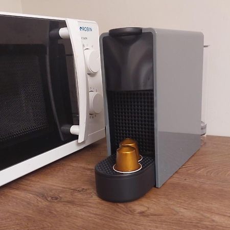 Tip Top Apartment Chalkís 객실 사진
